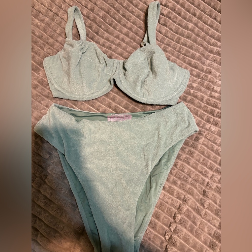 Pool/Spa/Sauna/Beach/Hot tub Victoria’s Secret soft bikini set high waisted!